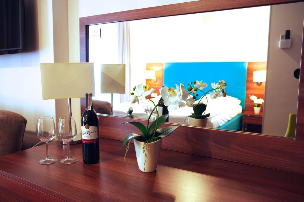 Apartamenty ミエンジズドロイェ エクステリア 写真