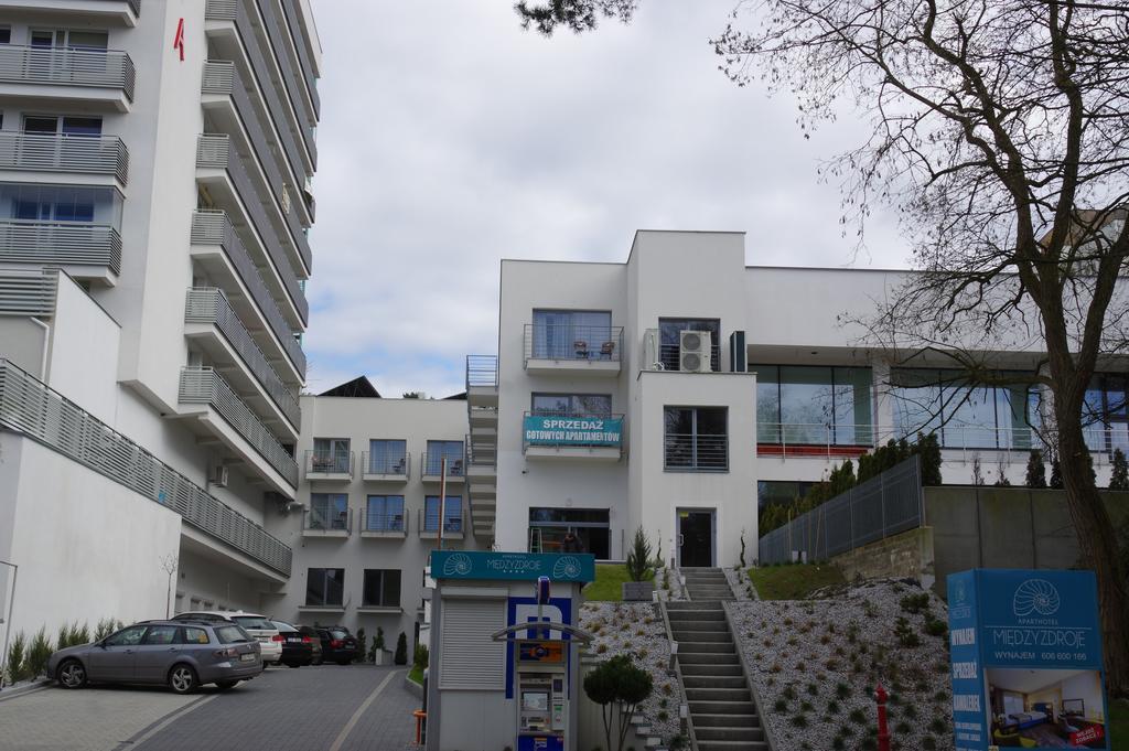 Apartamenty ミエンジズドロイェ エクステリア 写真